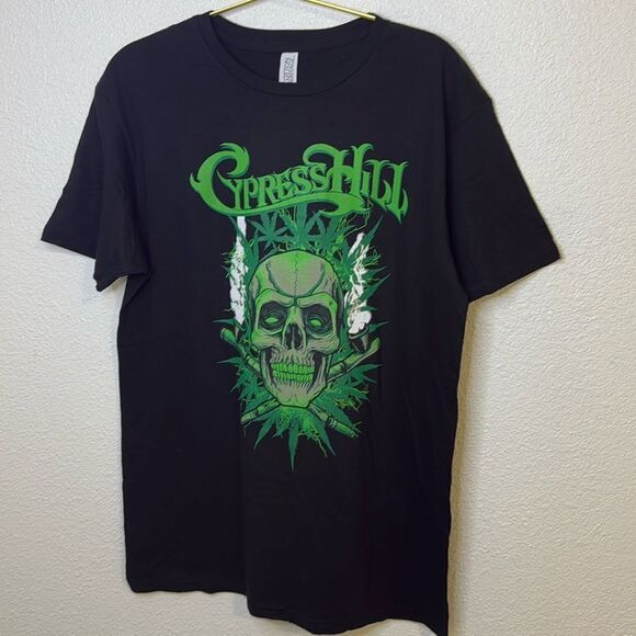 NEW- Cypress Hill Men's 420 T-Shirt-Black with green design- Mens size medium - Picture 2 of 6